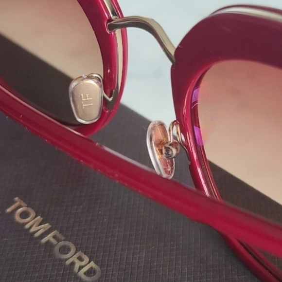 Tom Ford Virginia Sunglasses, Shiny Fuchsia & Rose Gold, NIB main image 15